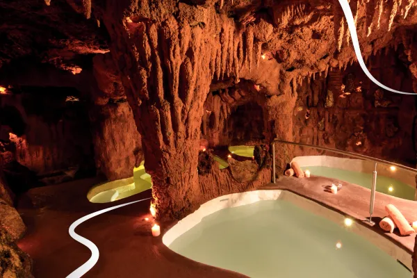 Piedra de Agua — Termas Volcánicas