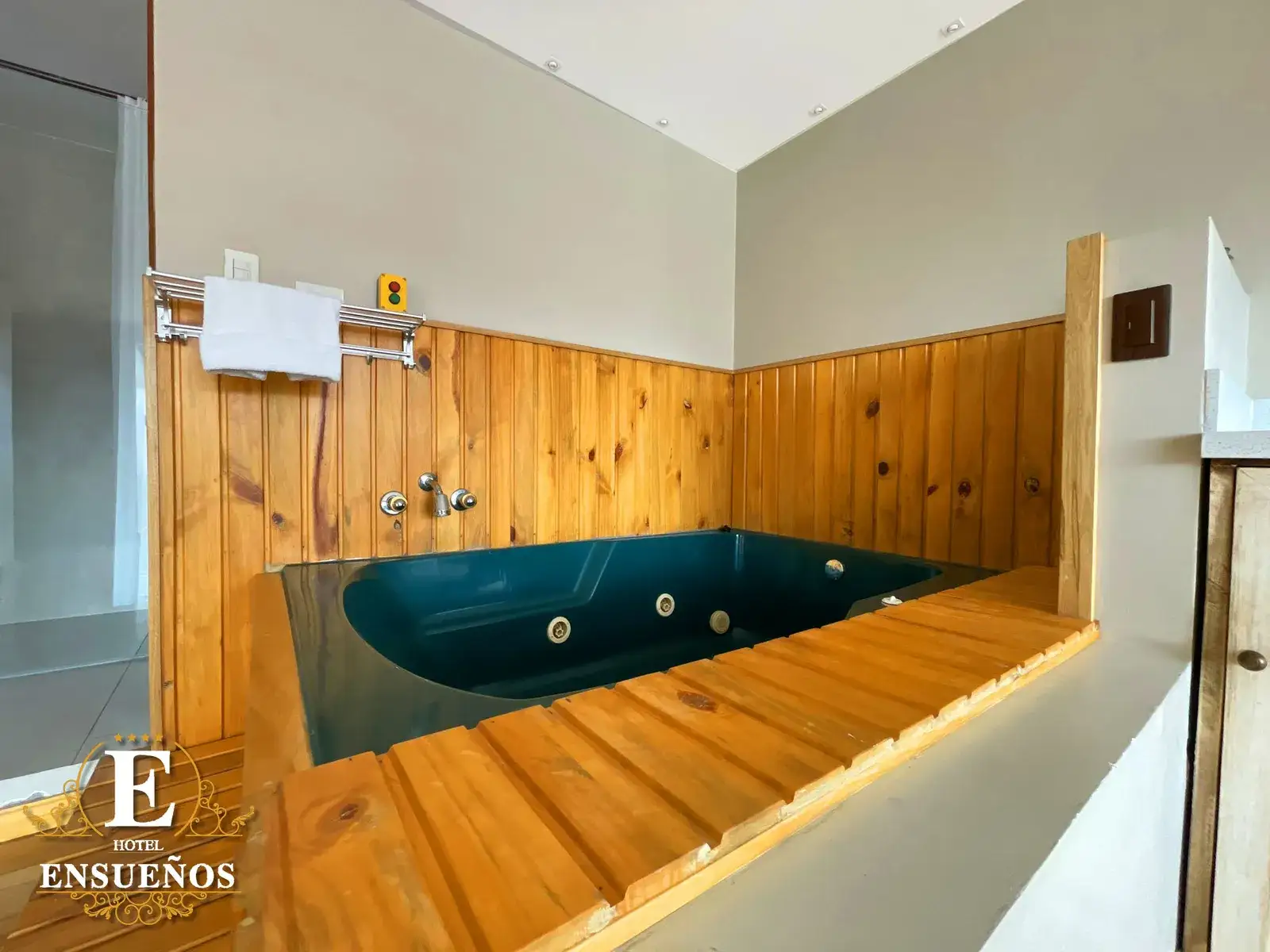 Suites 4